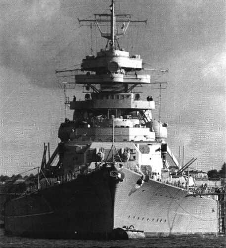 Bismarck von vorn